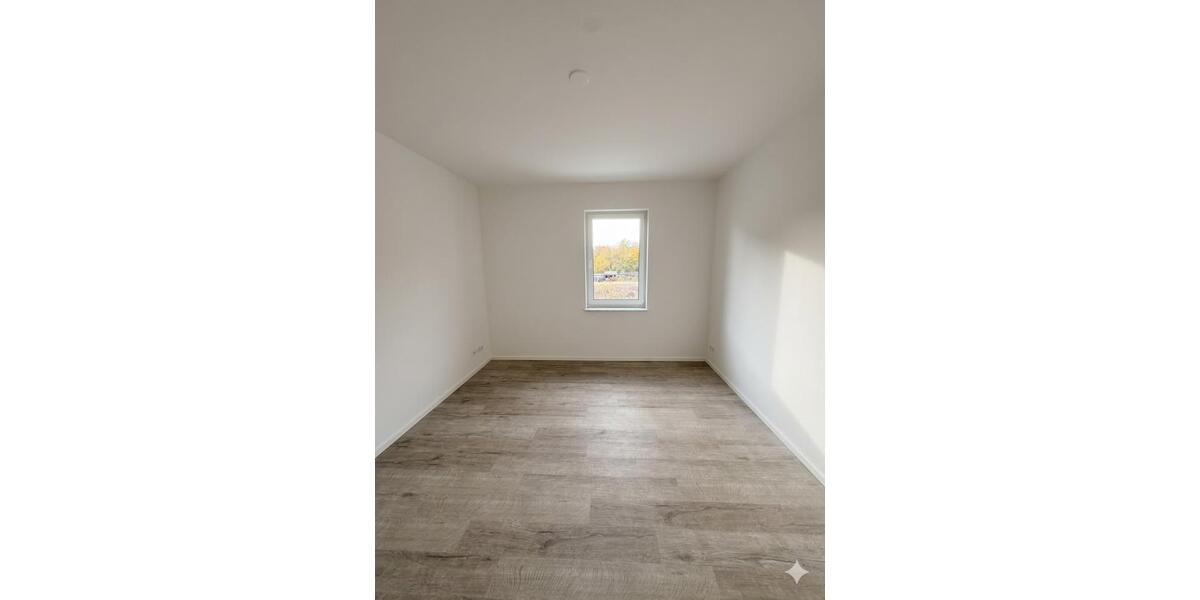 Etagenwohnung Rüdersdorf bei Berlin Hennickendorf - 5 Zimmer, 139 m&sup2;, 1.599&euro; | Angebot:26398998