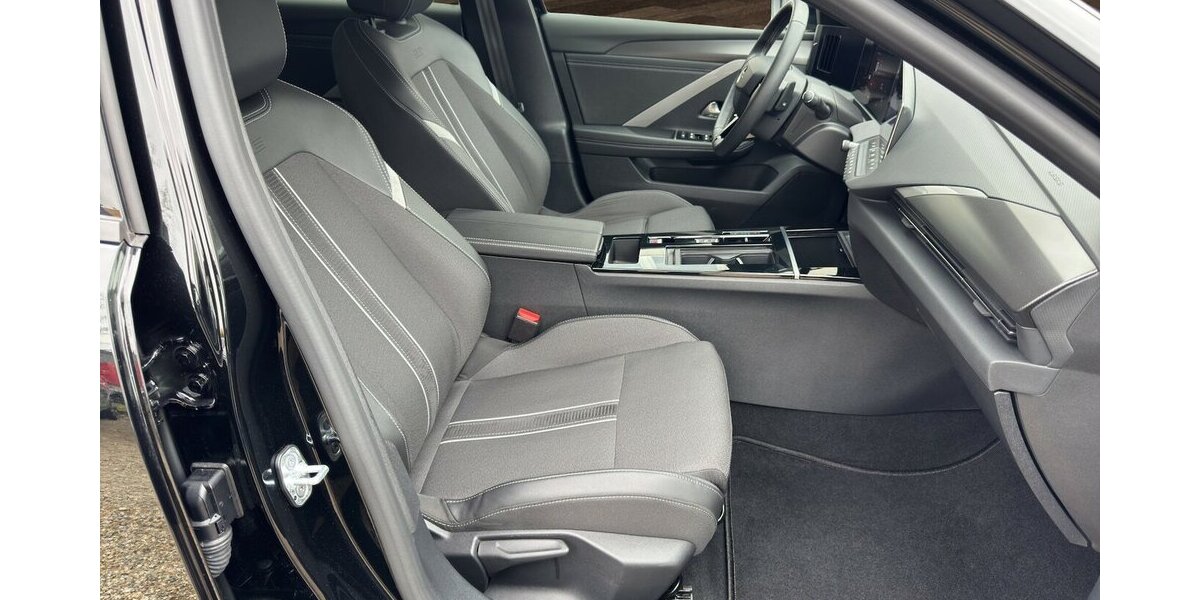 Opel Astra L GS Lim.5 *AHK/Head-up/Navi/LED/Winterpaket 22.360 km 21.480 &euro; Bamberg 96052