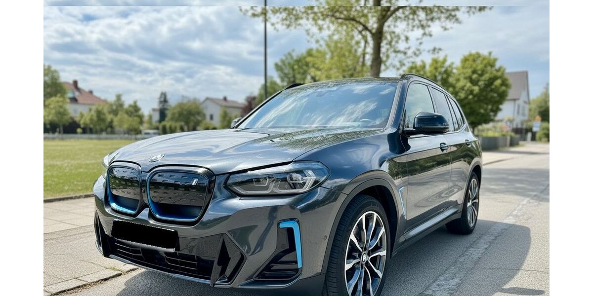 BMW iX3 45.000 km 46.900 &euro; Pullach im Isartal 82049