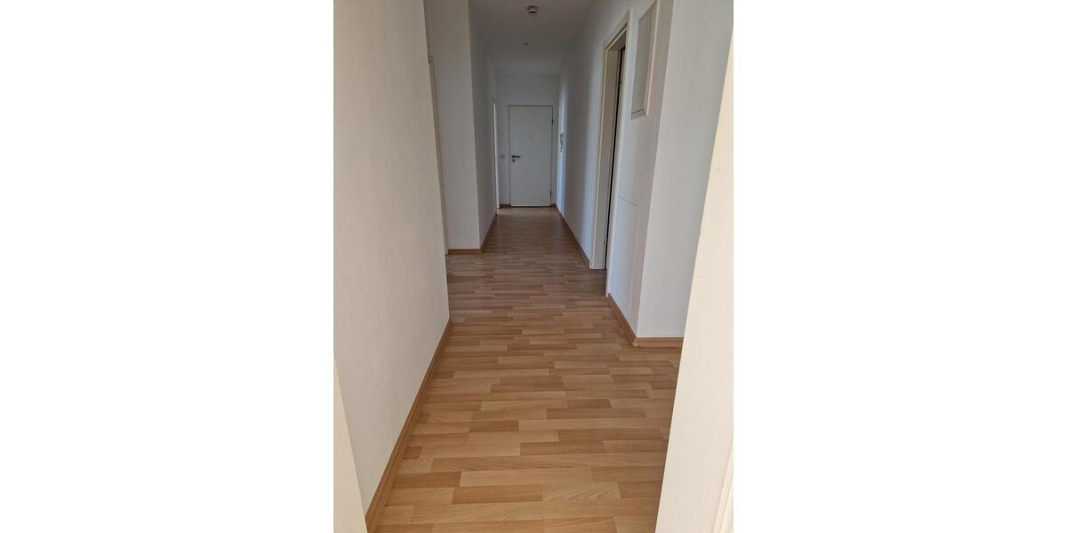 Etagenwohnung Magdeburg Brückfeld - 4 Zimmer, 83 m&sup2;, 166.000&euro; | Angebot:26374809