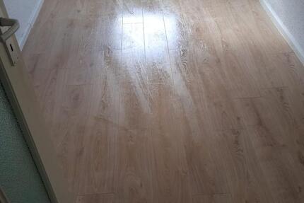 4- Zimmer Wohnung mit Balkon und Stellplatz 4 zimmer