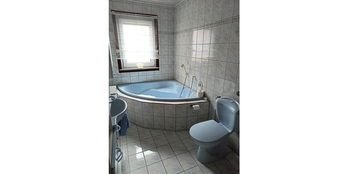 Mehrfamilienhaus, Wohnhaus Schotten - 5 Zimmer, 160 m&sup2;, 210.000&euro; | Angebot:25877277