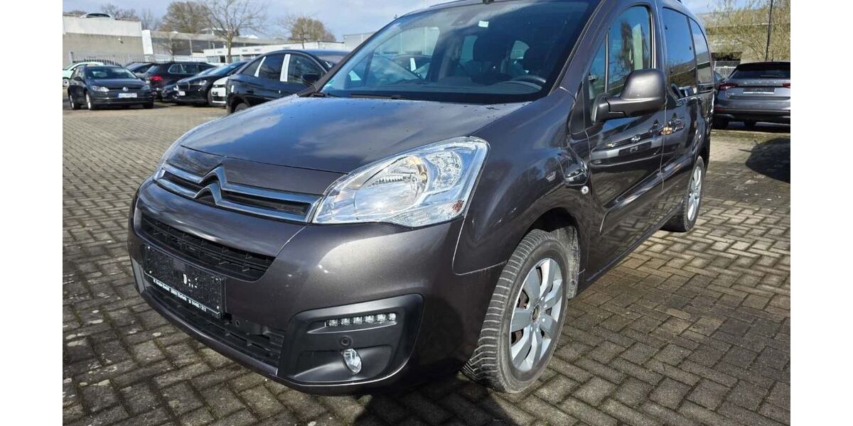 Citroen Berlingo 153.500 km 6.900 &euro; Stade 21680