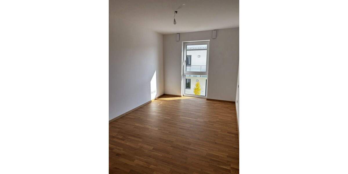 Etagenwohnung Abensberg - 3 Zimmer, 74 m&sup2;, 1.025&euro; | Angebot:25836653
