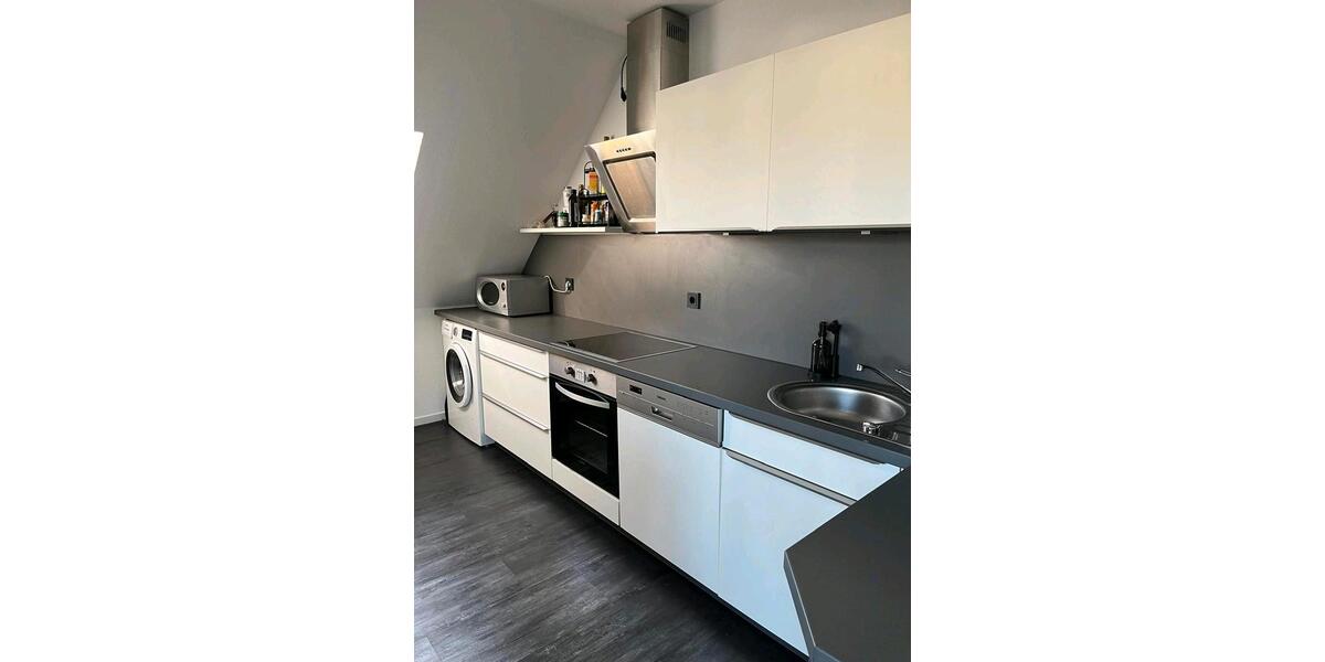 Dachgeschoßwohnung Zwickau Zwickau-West - 3 Zimmer, 62 m&sup2;, 72.000&euro; | Angebot:26150551