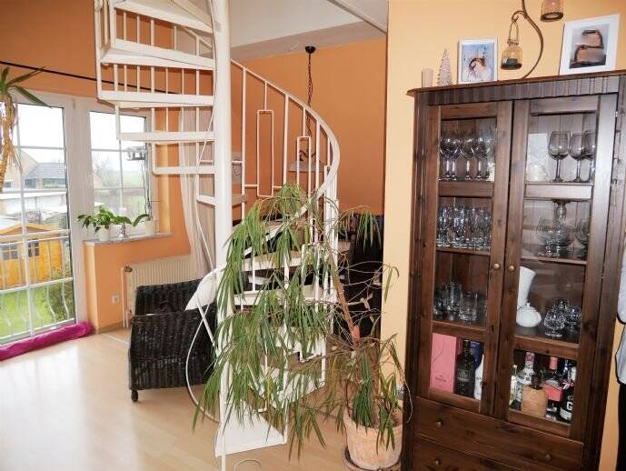 Mehrfamilienhaus, Wohnhaus Göhl - 8 Zimmer, 190 m&sup2;, 359.000&euro; | Angebot:25680325