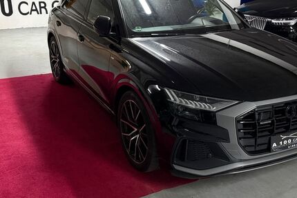 Audi Q8 111.000 km 48.999 &euro; Berlin 12099