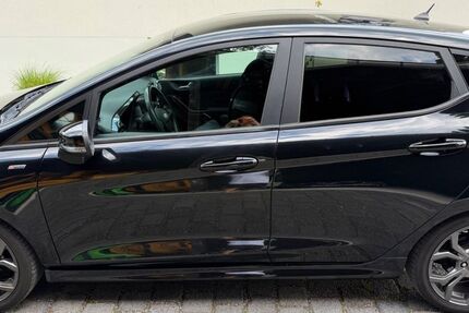 Ford Fiesta 53.000 km 10.000 &euro; Schwarzenberg 08340