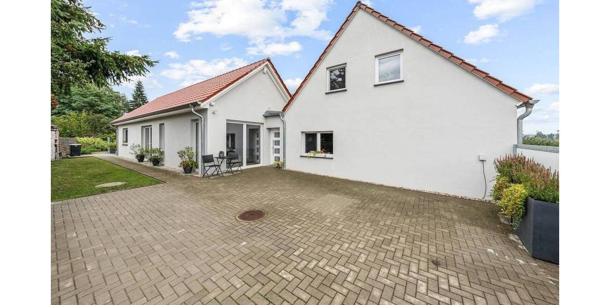 Doppelhaushälfte Neutrebbin - 6 Zimmer, 194 m&sup2;, 349.000&euro; | Angebot:25713922