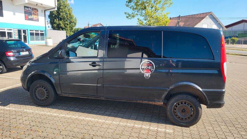 Mercedes-Benz Vito 321.000 km 4.500 € Furtwangen 78120