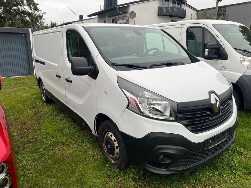 Renault Trafic 120.000 km 13.490 € Ebensfeld 96250