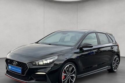 Hyundai i30 71.800 km 27.840 &euro; Esslingen 73730