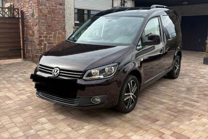 VW Caddy 101.000 km 12.600 &euro; Heusweiler 66265