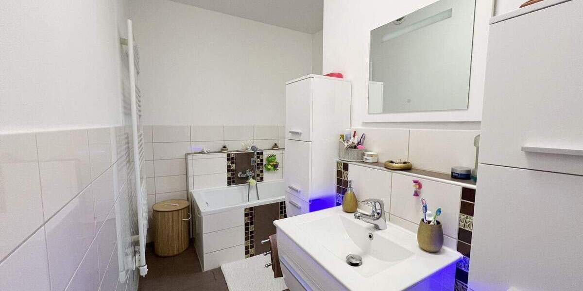 Einfamilienhaus Schrozberg - 4 Zimmer, 145 m&sup2;, 535.000&euro; | Angebot:25701373