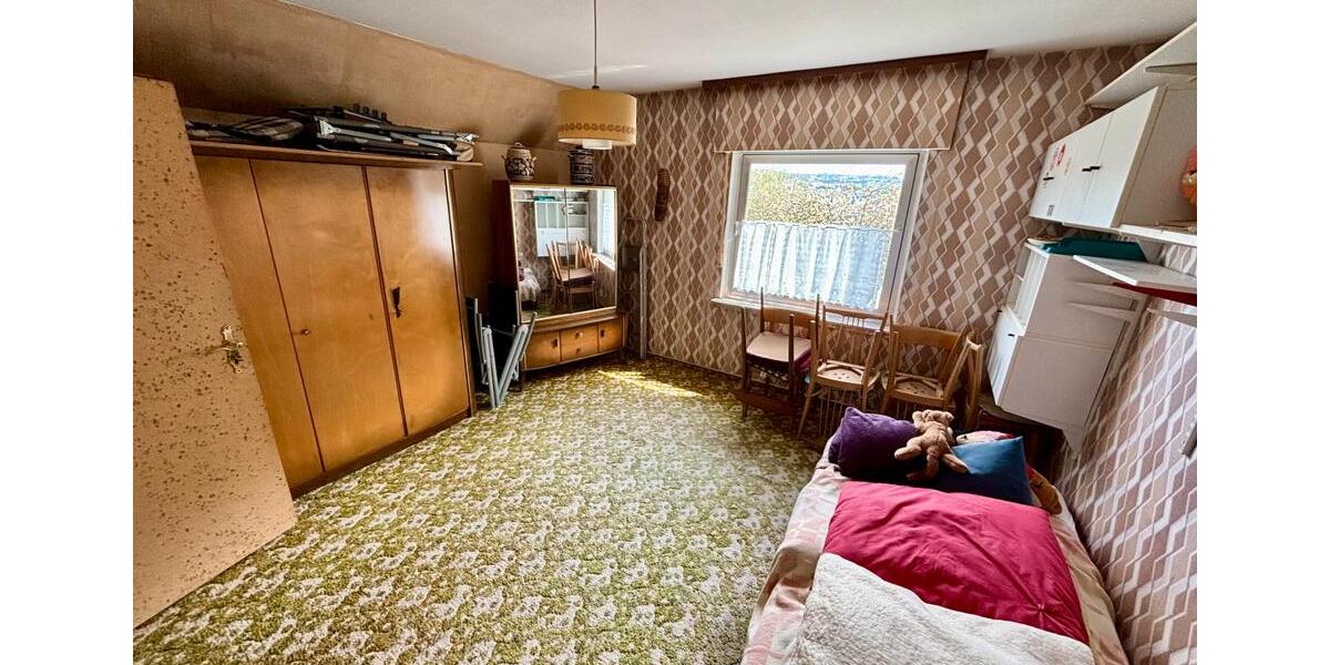 Einfamilienhaus Siegen Weidenau - 6.5 Zimmer, 150 m&sup2;, 324.000&euro; | Angebot:26253376