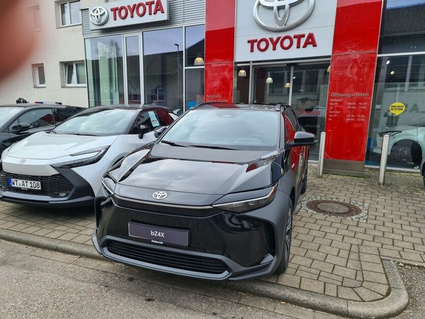 Toyota bZ4X 1.100 km 35.400 € Lauchringen 79787