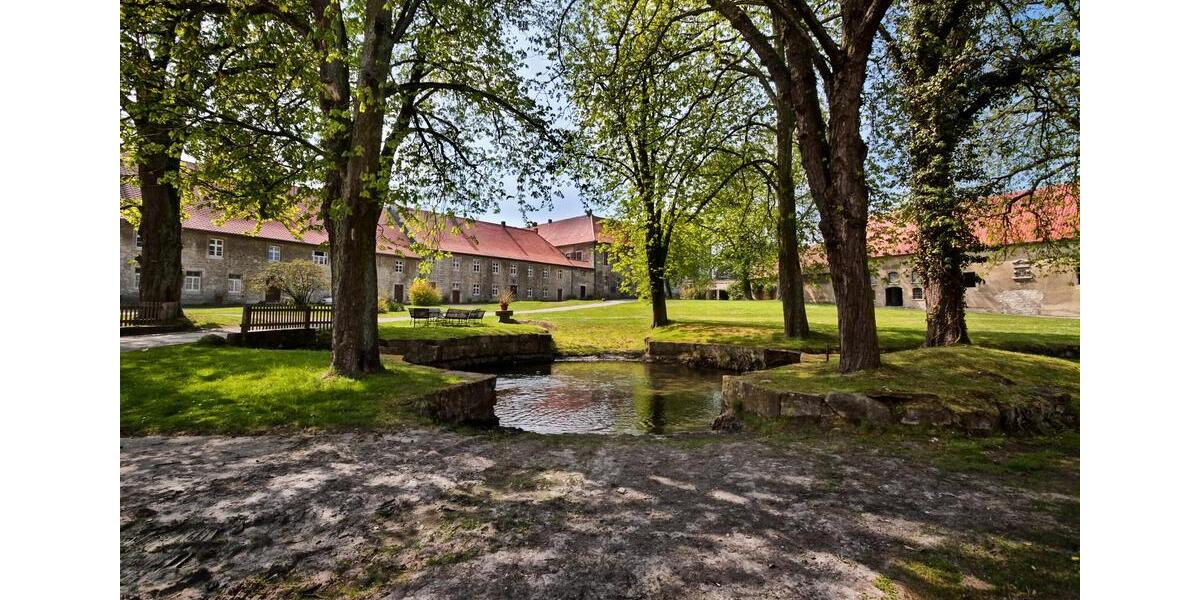 Reihenhaus Sickte - 6 Zimmer, 180 m&sup2;, 1.980&euro; | Angebot:26237752