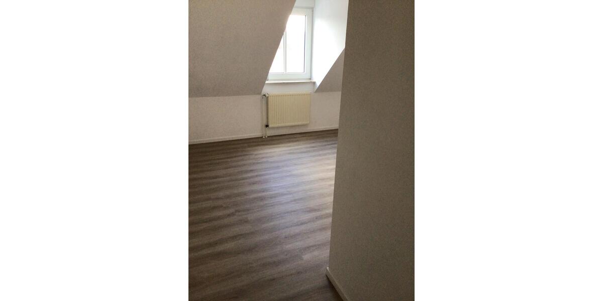 Dachgeschoßwohnung Crivitz - 2 Zimmer, 55 m&sup2;, 580&euro; | Angebot:26062118