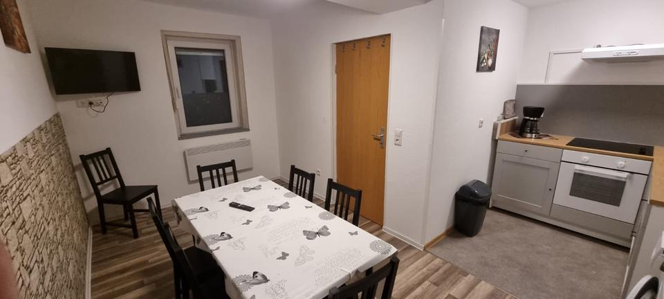 Einfamilienhaus Willingshausen - 3 Zimmer, 100 m&sup2;, 47.500&euro; | Angebot:25044923