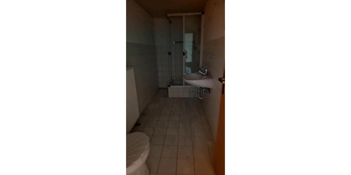 Einfamilienhaus Treffurt - 5 Zimmer, 300 m&sup2;, 23.000&euro; | Angebot:19722140