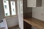 Gemütliche 3 Zimmer-Wohnung in einem äußerst gepflegten Haus im 3. OG, Tageslichtbad mit Dusche - EBK kann abgelöst werden - Studenten willkommen