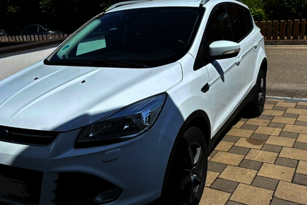 Ford Kuga 106.000 km 10.900 &euro; Neuburg a.d. Donau 86633