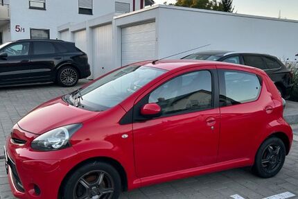 Toyota Aygo (X) 197.000 km 2.300 € Ebersbach 73061