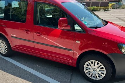 VW Caddy 44.276 km 12.499 &euro; Hebertshausen 85241