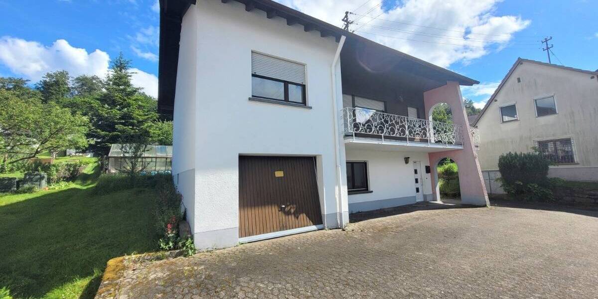 Mehrfamilienhaus, Wohnhaus Baden Baden Balg - 7 Zimmer, 185 m&sup2;, 479.000&euro; | Angebot:26683549