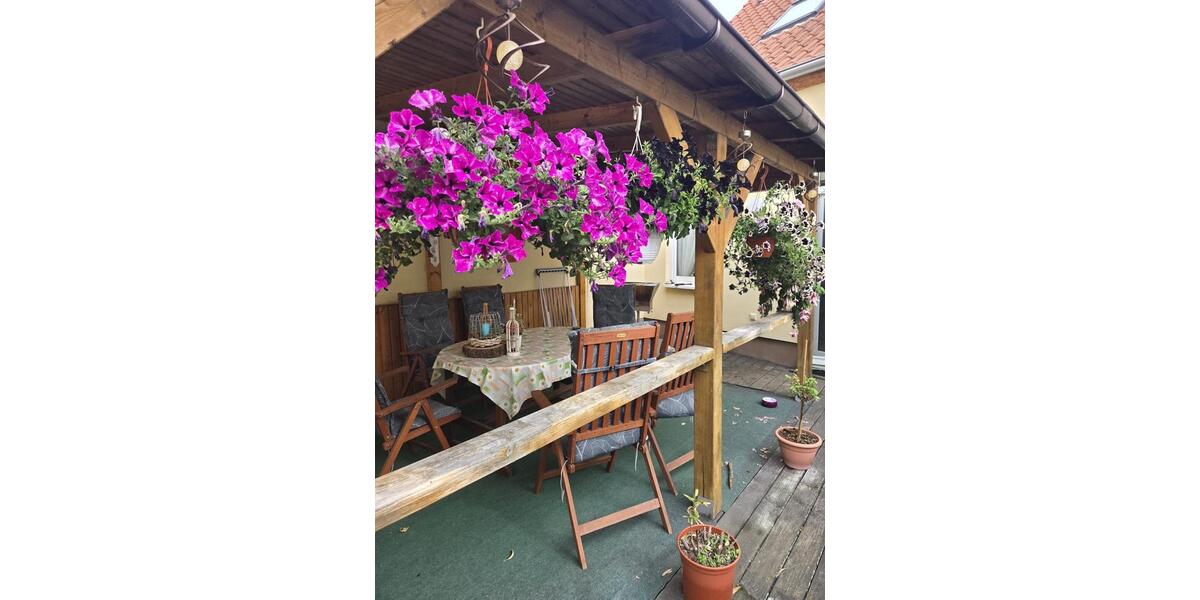Einfamilienhaus Burg - 8 Zimmer, 251 m&sup2;, 370.000&euro; | Angebot:26888649