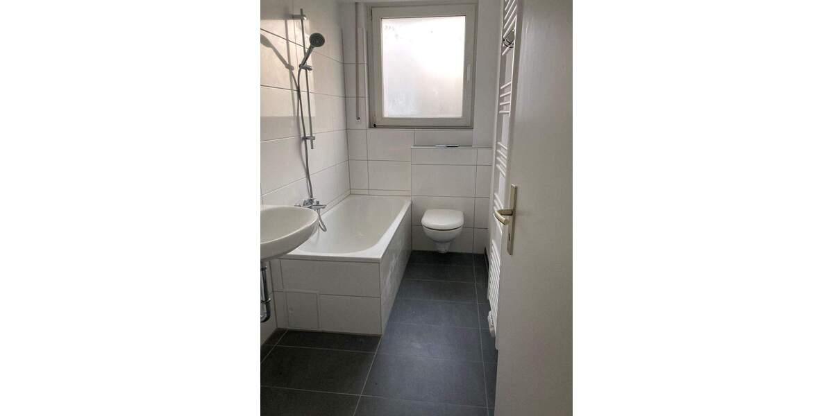 Etagenwohnung Bischofsheim - 2 Zimmer, 47 m&sup2;, 452&euro; | Angebot:25374351