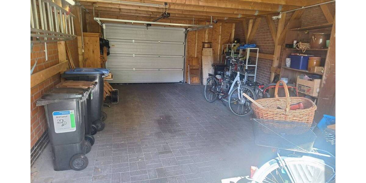 Einfamilienhaus Bad Oldesloe - 5 Zimmer, 180 m&sup2;, 1.655&euro; | Angebot:26417352
