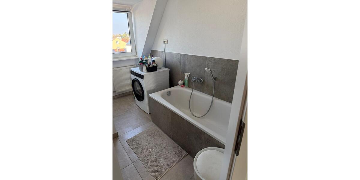 Dachgeschoßwohnung Maxhütte-Haidhof Haidhof - 3 Zimmer, 85 m&sup2;, 830&euro; | Angebot:25756848