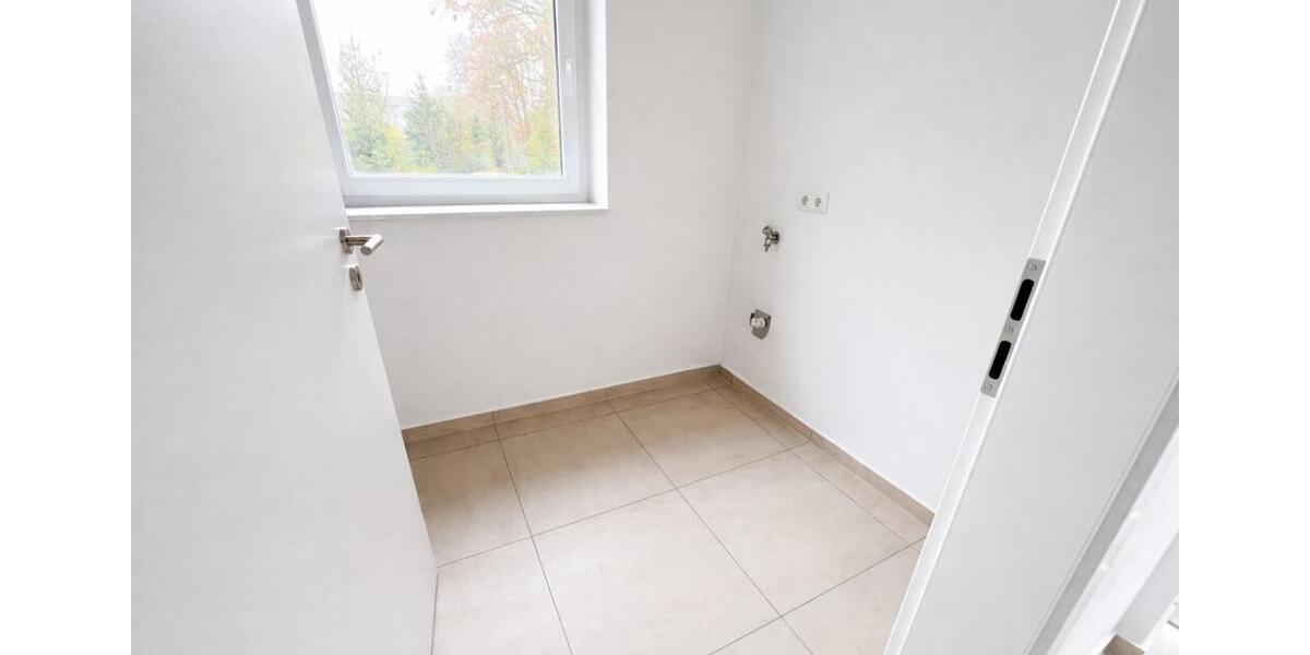 Doppelhaushälfte Erkner - 5 Zimmer, 142 m&sup2;, 2.000&euro; | Angebot:26003221