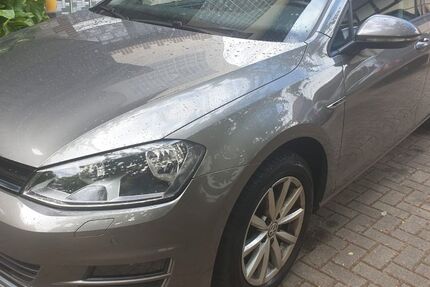 VW Golf 197.000 km 7.999 &euro; Willingshausen 34628