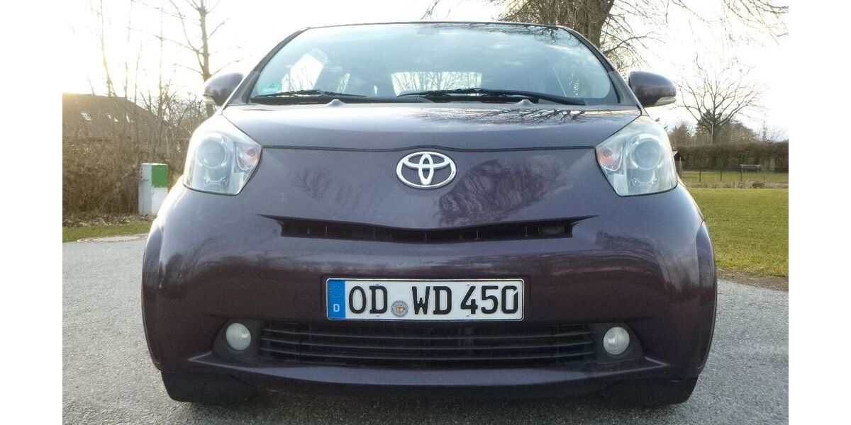 Toyota IQ 190.000 km 5.200 &euro; Möhnsen 21493