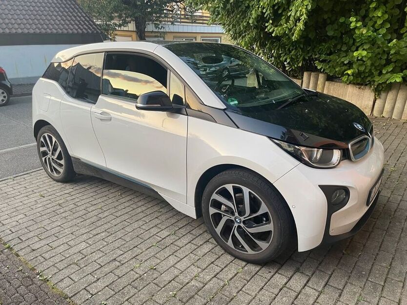 i3