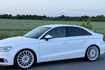 Audi A3 80.000 km 17.499 &euro; Riesa 01589