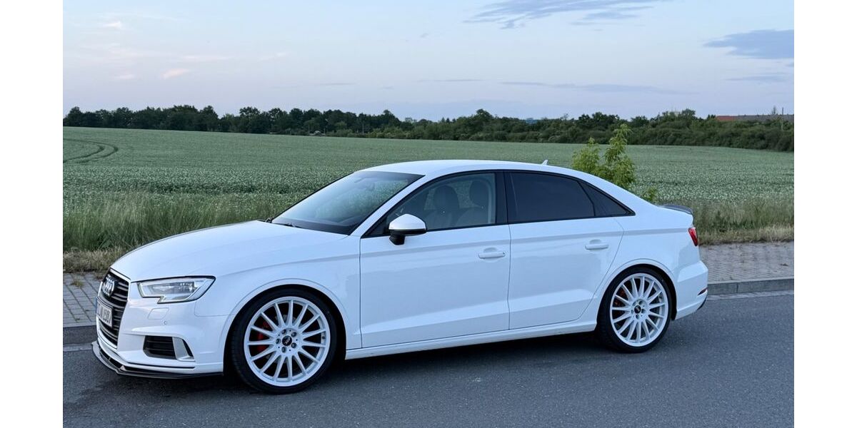 Audi A3 80.000 km 17.499 &euro; Riesa 01589