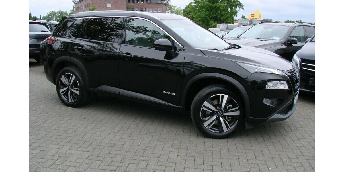 Nissan X-Trail 1.5VC-T ePower e4orce N-Connecta Pano Head 12.897 km 32.980 &euro; Falkensee 14612