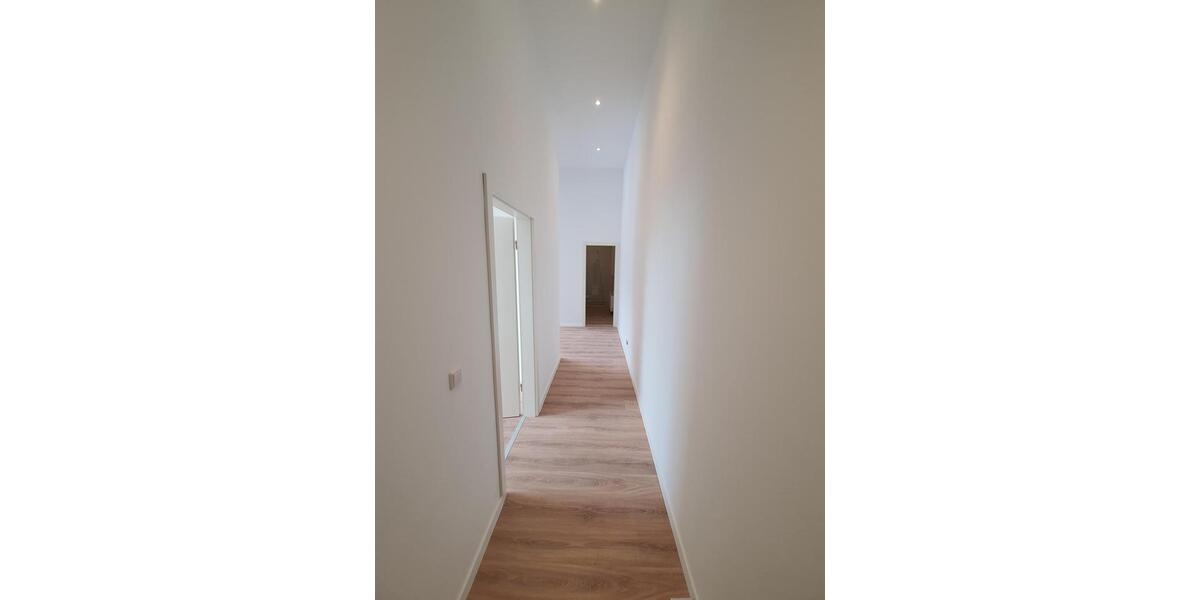 Dachgeschoßwohnung Völklingen - 1 Zimmer, 55 m&sup2;, 500&euro; | Angebot:26400583