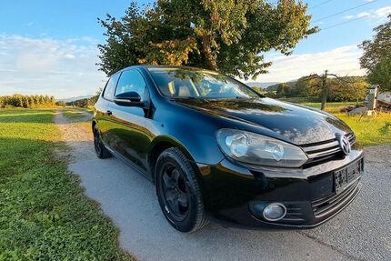 VW Golf 253.000 km 2.950 € Iggensbach 94547