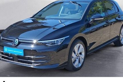 VW Golf 3.716 km 30.890 &euro; Bühl 77815