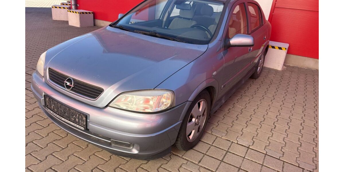 Opel Astra 190.000 km 1.150 &euro; Gotha 99867