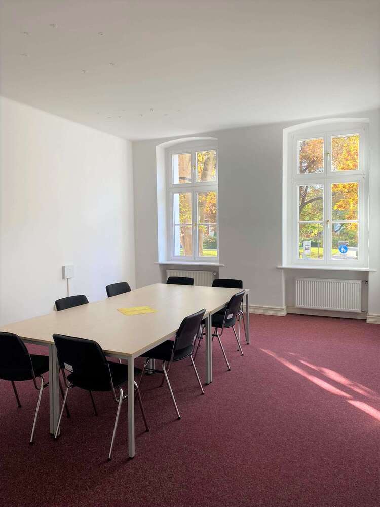 Büro in SchwedtOder 955 € 119 m²
