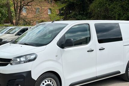 Opel Vivaro 39.393 km 21.419 &euro; Berlin 13127