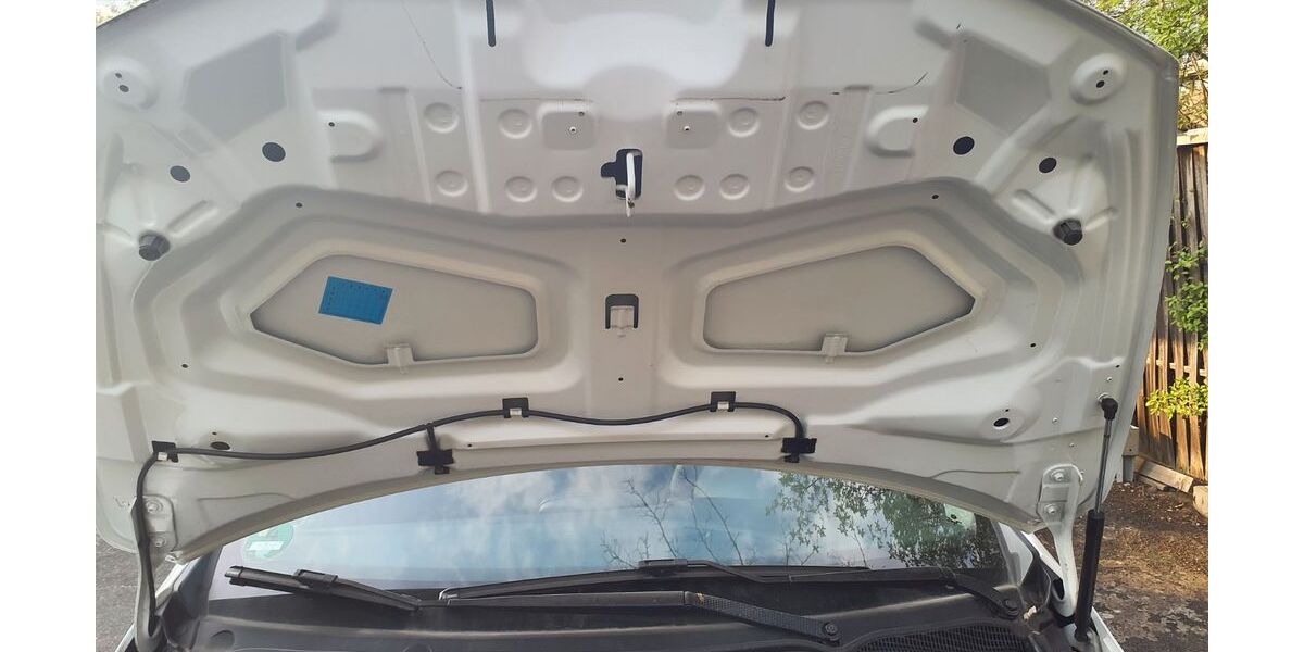 Renault Clio 89.800 km 4.799 &euro; Nürnberg 90441