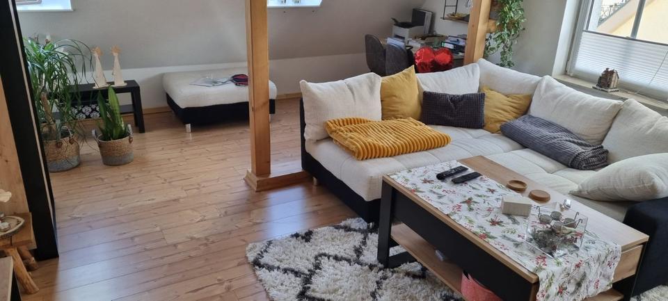 Dachgeschoßwohnung Perleberg - 2 Zimmer, 80 m&sup2;, 510&euro; | Angebot:25980902