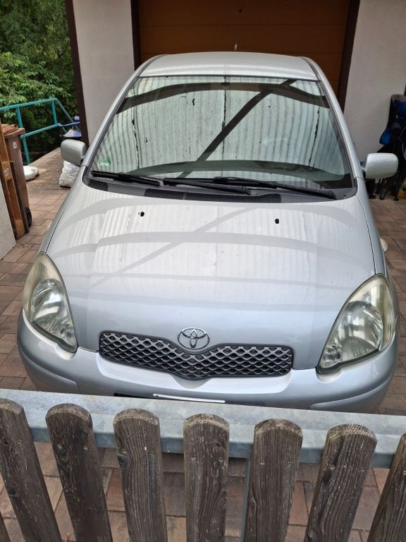 Yaris