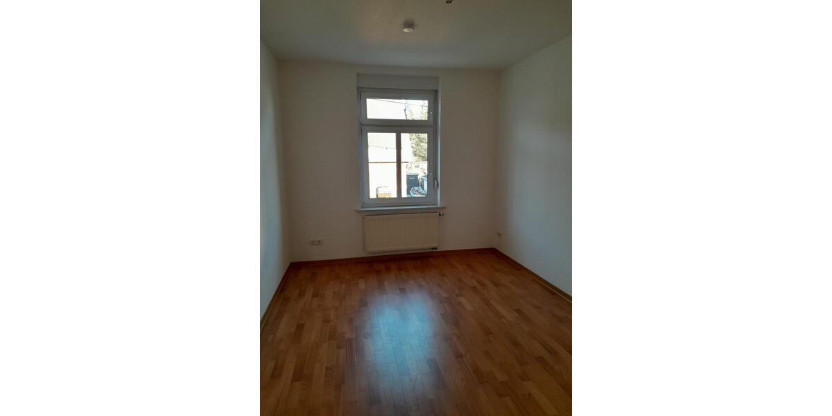 Etagenwohnung Treuen - 4 Zimmer, 79 m&sup2;, 622&euro; | Angebot:24572745